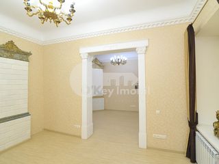 Casă cu 2 nivele spre chirie, str. Alexei Mateevici, Centru, 1800 € ! foto 5