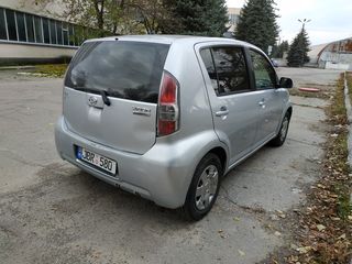 Daihatsu Sirion foto 3