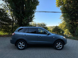 Hyundai Santa FE foto 1