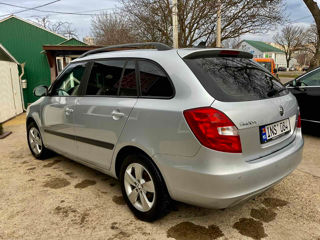 Skoda Fabia foto 2