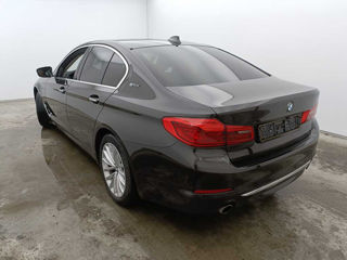 BMW 5 Series foto 3