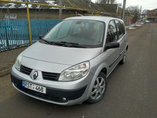 Renault Grand Scenic foto 3