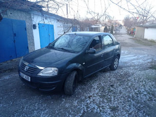 Dacia Logan foto 2