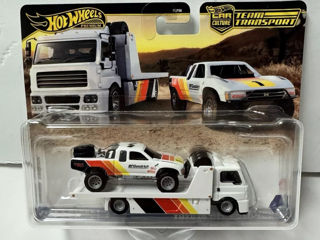 Hot Wheels Premium Toyota Off Road Truck & Fleet Street