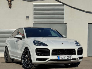 Porsche Cayenne Coupe foto 2