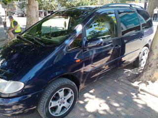 Volkswagen Sharan foto 4