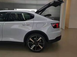 Volvo Polestar 2 foto 2