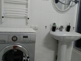 apartament cu 3 odai or.Floresti centru foto 3