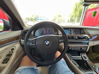 BMW 5 Series foto 5