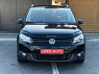 Volkswagen Touran фото 1