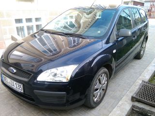 Ford Focus Wagon foto 1