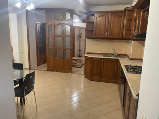 Apartament cu 2 camere, 67 m², Botanica, Chișinău foto 4