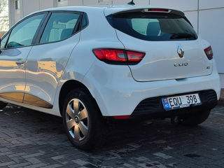 Renault Clio foto 4