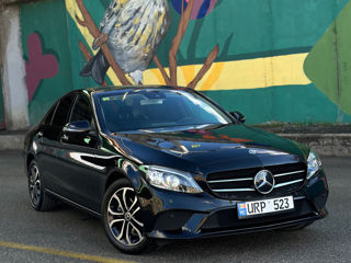 Mercedes C-Class foto 2