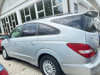 Ssangyong Rodius foto 3