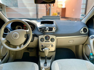 Renault Clio foto 7