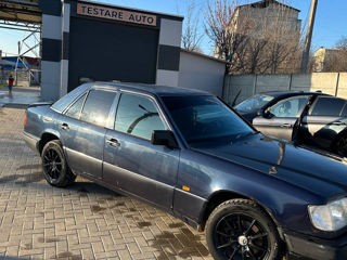 Mercedes Series (W124) foto 1