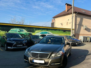 Mercedes E-Class foto 5