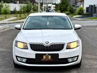 Skoda Octavia foto 2