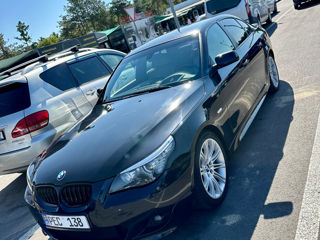 BMW 5 Series foto 1