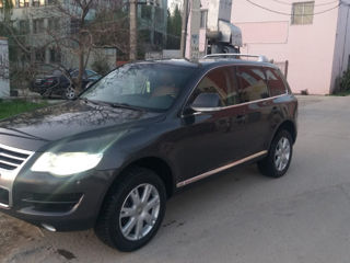 Volkswagen Touareg foto 3