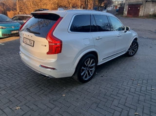 Volvo XC90 foto 10