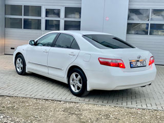 Toyota Camry foto 2