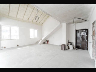 Ap. 5 cam., 156 м², 7/7 et.