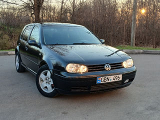 Volkswagen Golf foto 2