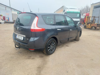 Renault Grand Scenic foto 3