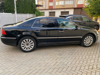 Volkswagen Phaeton foto 5