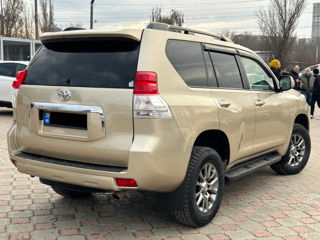 Toyota Land Cruiser Prado foto 4