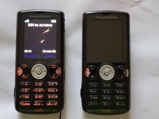 Se vinde 2 telefoane sony ericson w810i foto 1