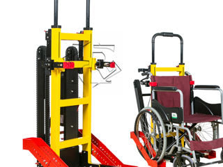 Sistem de urcarea scarilor pentru carucioare Мобильный гусеничный подъемник для инвалидов