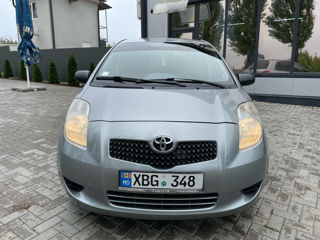 Toyota Yaris foto 6