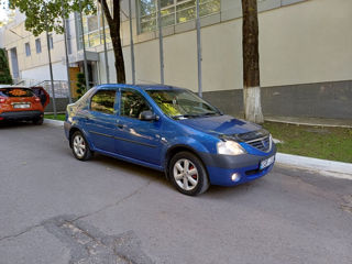 Dacia Logan foto 1