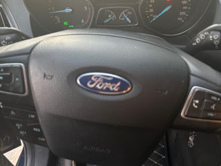 Ford C-Max foto 8