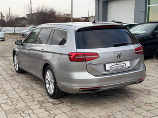 Volkswagen Passat foto 6