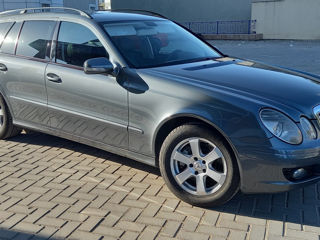 Mercedes E-Class foto 9