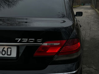 BMW 7 Series foto 3