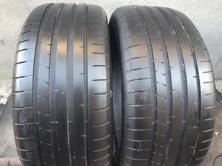 225/45/ R18- DUNLOP.