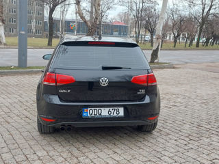 Volkswagen Golf foto 4