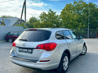 Opel Astra foto 3