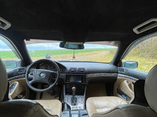 BMW 5 Series foto 8