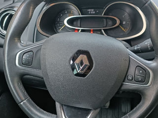 Renault Clio foto 8