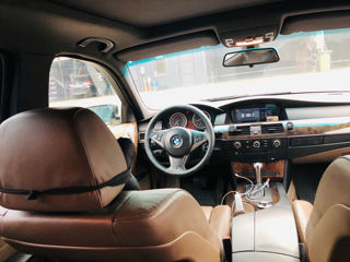 BMW 5 Series foto 4