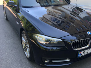 BMW 5 Series foto 3