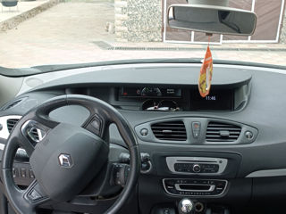 Renault Grand Scenic foto 7