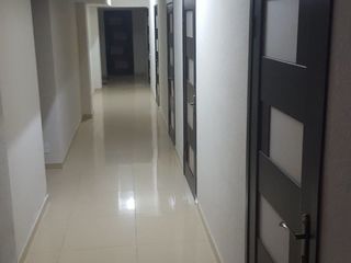 Spatii comerciale 264 m2 (demisol cu ferestre)  in centrul Chisinaului foto 2