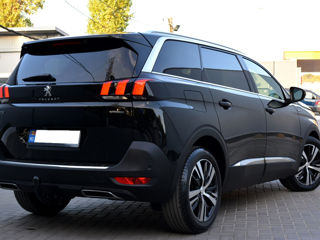 Peugeot 5008 foto 2